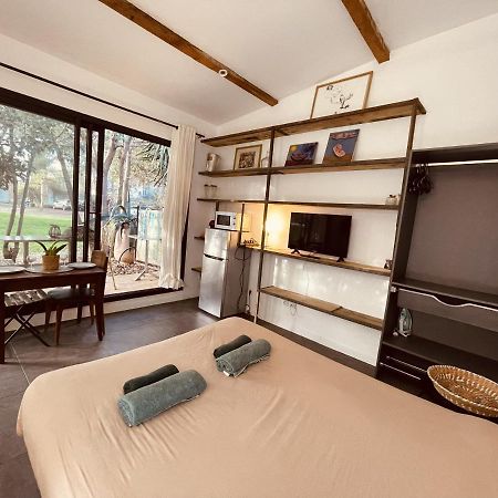 Charmant Studio Loft - Mas Bois Fontaine Nîmes Zewnętrze zdjęcie